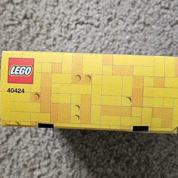 Lego Set 40424 Winter Fun Small Set - Picture 4 of 6